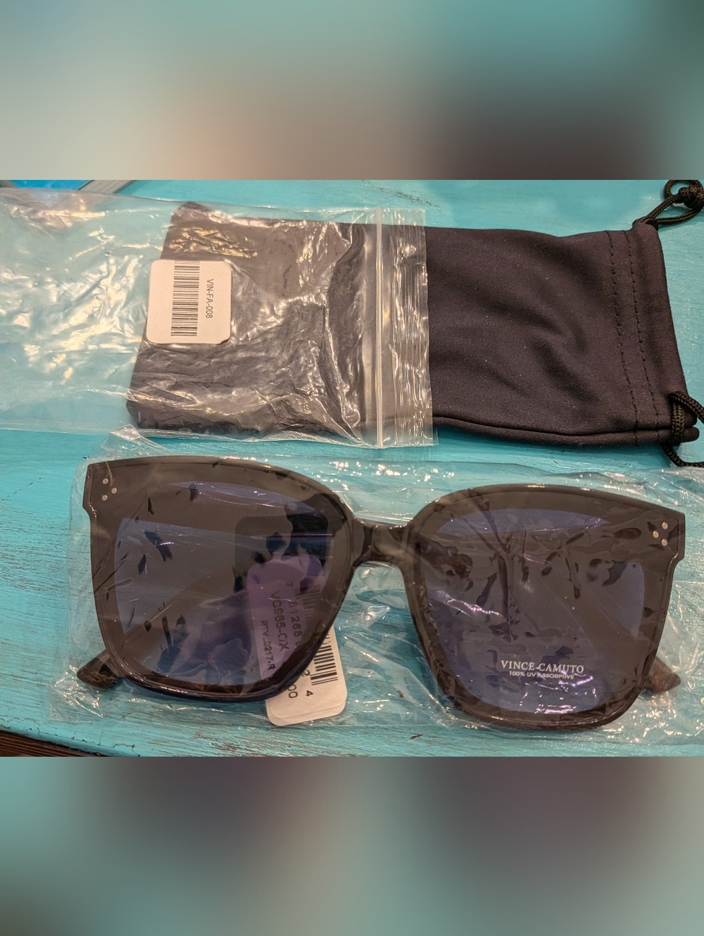 NEW Vince Camuto Black Square Frame Sunglasses with Dark Lenses
